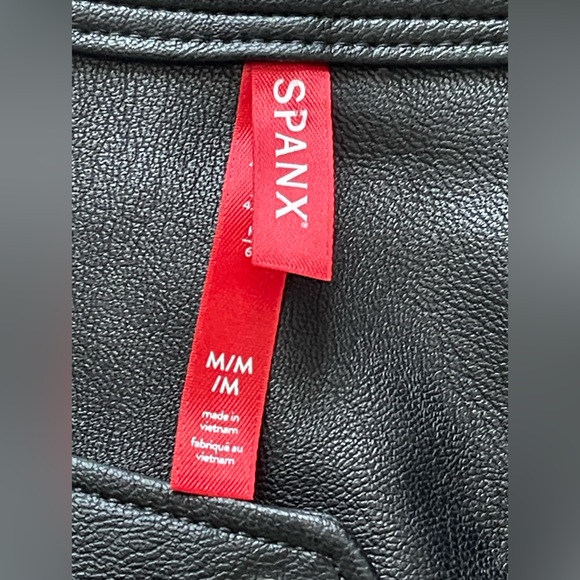 Spanx Women Moto Jacket Size Medium Faux Zip Front Luxe Black NEW - Picture 6 of 9